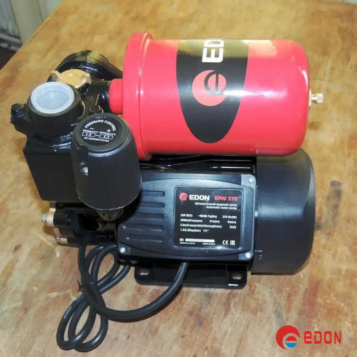 Автоматичний водяний насос EDON EPW 370 (350 Вт, 2 м3/год., напір 8.5 м, глибина 8 м)